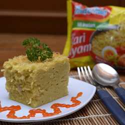 Mie Schotel Panggang Kari Ayam Cheese Sauce